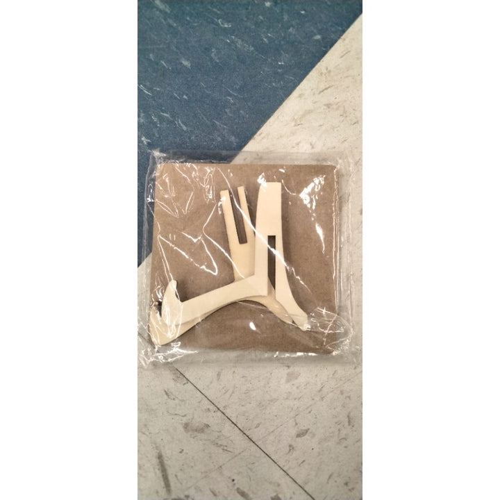 Bible Verse Table Desk Decor Inspirational Rustic Christian Wood Sign Plaque with Wooden Stand, Motivational Religious Positive Vintage Decor for Tabletop Desktop Shelf Shelves Countertop Washroom