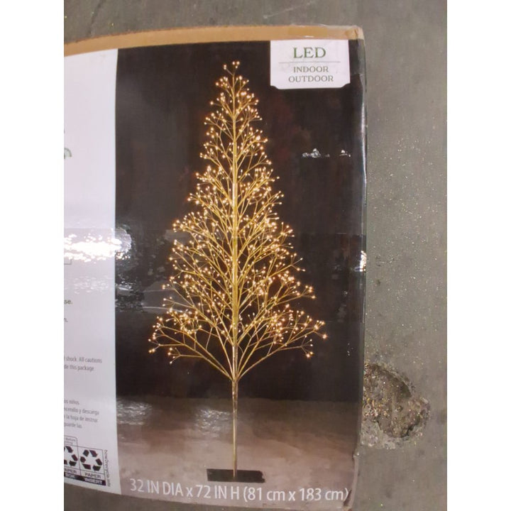 Holiday Time 6-Foot Twinkle Starburst Tree - 800 Warm White LED Lights, Includes Yard Stakes Retail $80.00