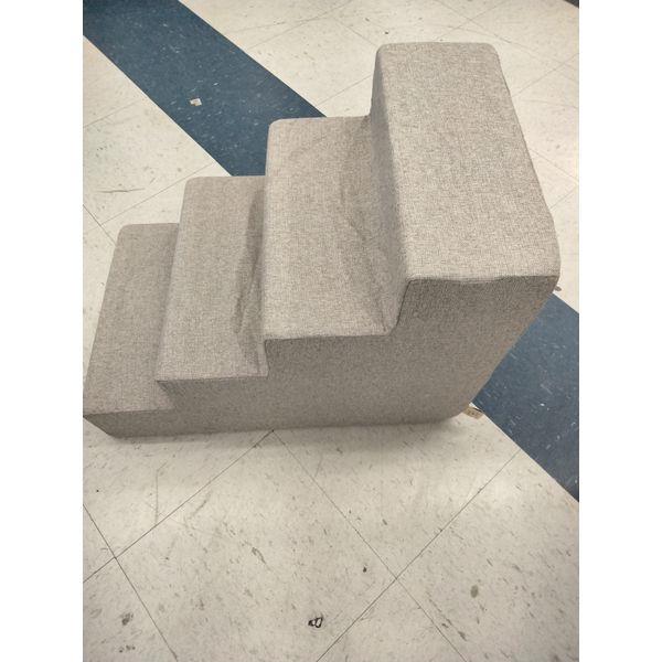 Best Pet Supplies Pet Steps - 4 Step, Carpeted, Lightweight, Portable, Gray Retail $60.00