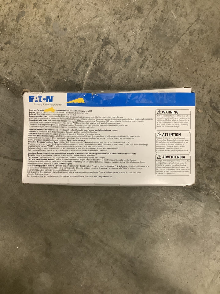 ETN 15A 125V TR RECEPT 10-CT WH