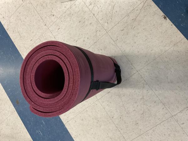 Fitvids Extra Thick 71”x24” non slip exercise/ yoga mat Retail $26.00