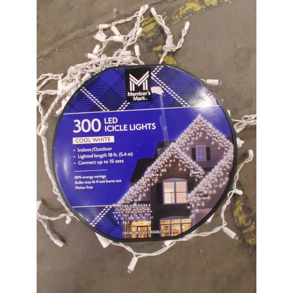 Member's Mark 300 LED Icicle Lights - Cool White, Indoor/Outdoor, Connect up to 15 Sets Retail $40.00