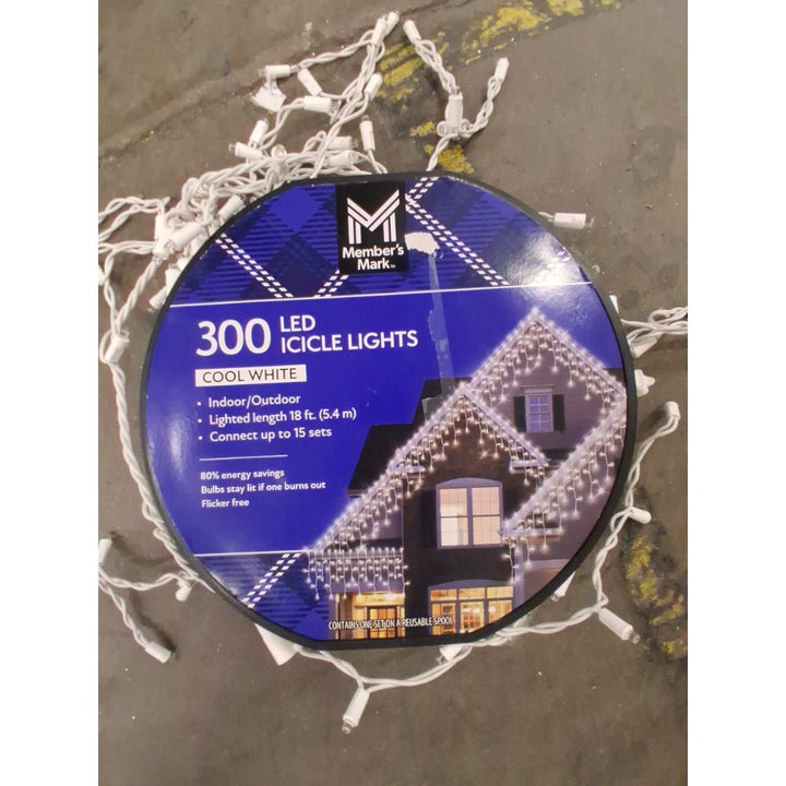 Member's Mark 300 LED Icicle Lights - Cool White, Indoor/Outdoor, Connect up to 15 Sets Retail $40.00