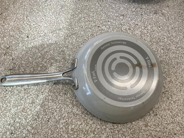 Tefal Fry Pan - Nonstick, Durable Handle, Gray Retail $12.99
