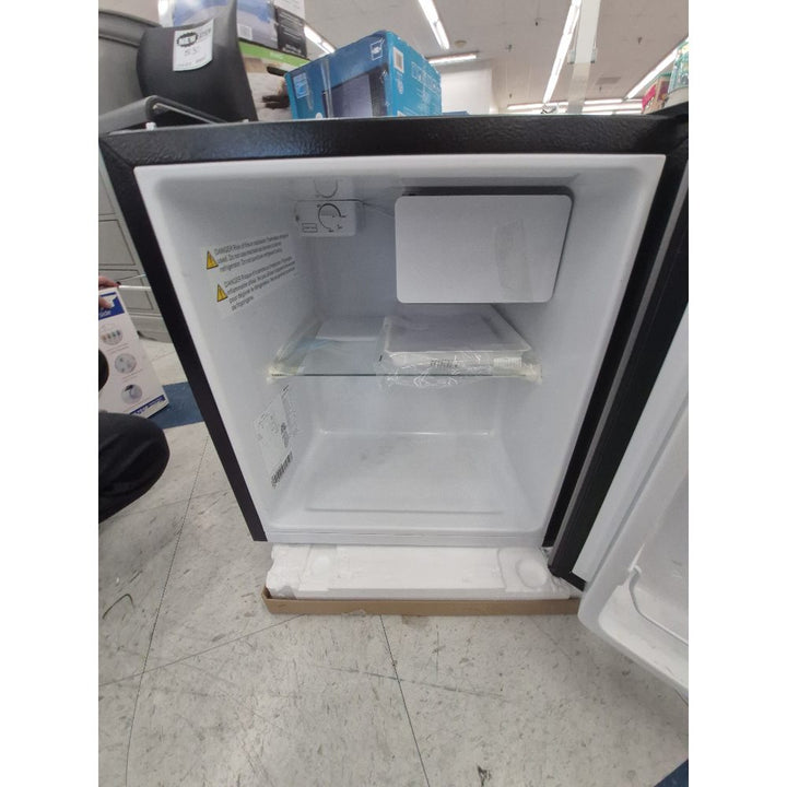 Hisense Compact Refrigerator - Space-Saving Design, Adjustable Thermostat, Silver