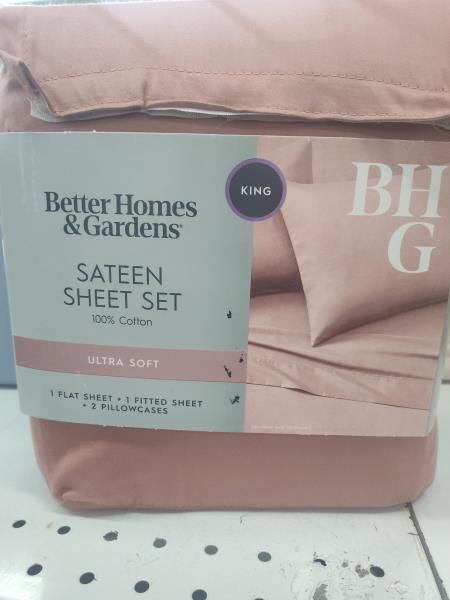 Better Homes & Gardens Sateen Sheet Set Retail $54.97