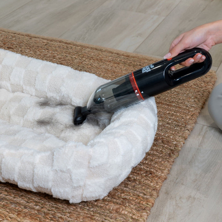 Cordless Rechargeable Handheld Vacuum for Quick Pick-Ups EV1101HH Retail $29.77