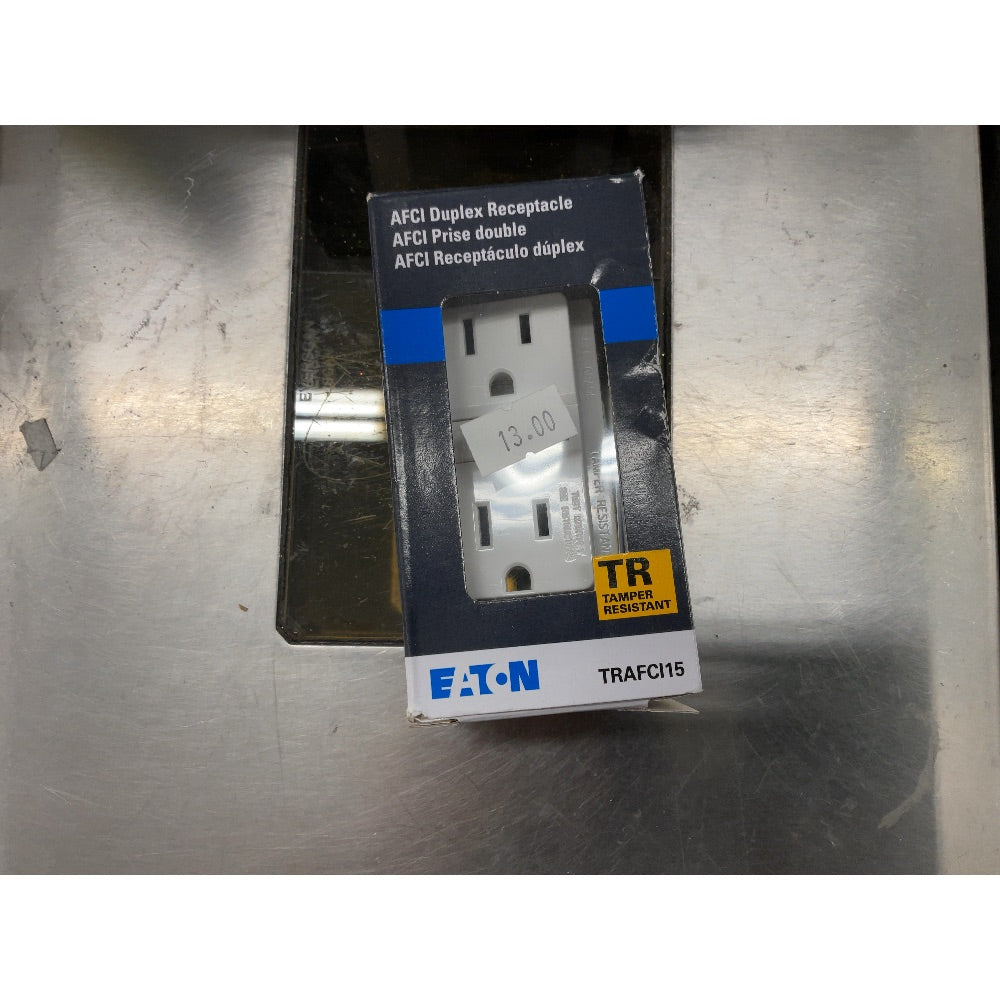 Eaton TRAFCi15 - AFCI Duplex Receptacle, Tamper Resistant