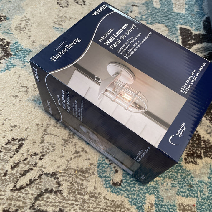 Harbor Breeze Halyard 1-Light 10-in White Outdoor Wall Light Retail $33.80