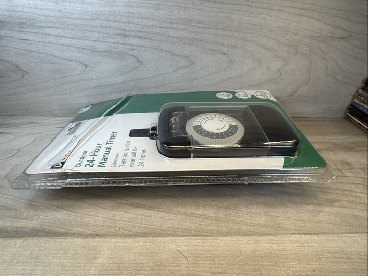 Utilitech Outdoor 24 Hour Manual Timer Two Grounded Outlets up to 48 Times / 24H