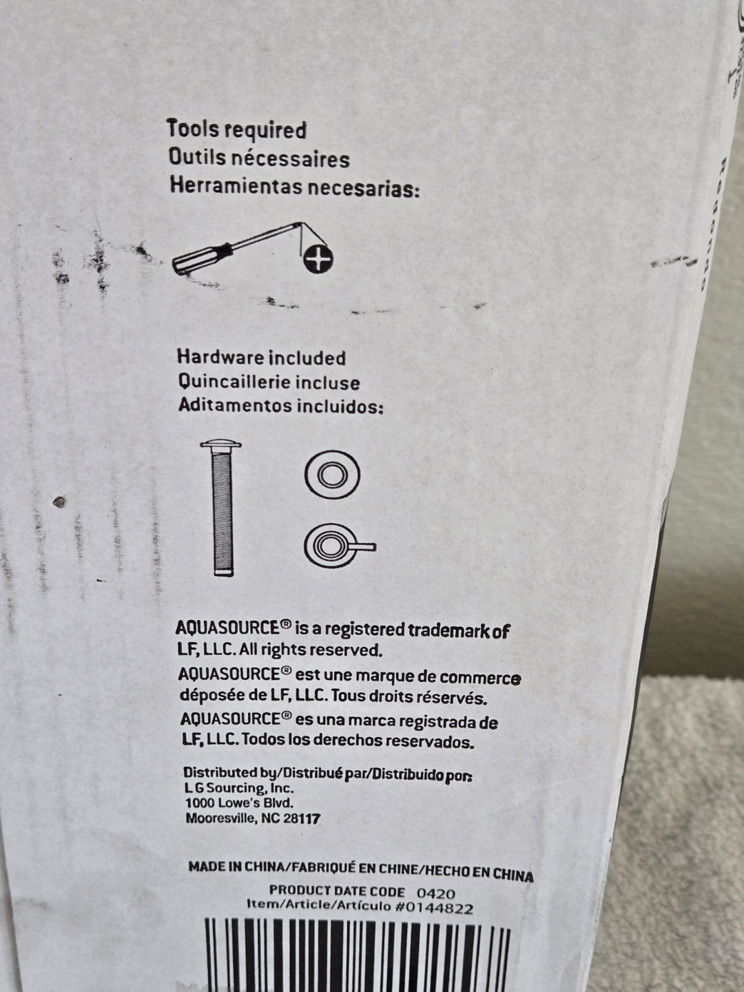 Project source round toilet seat Retail $14.98