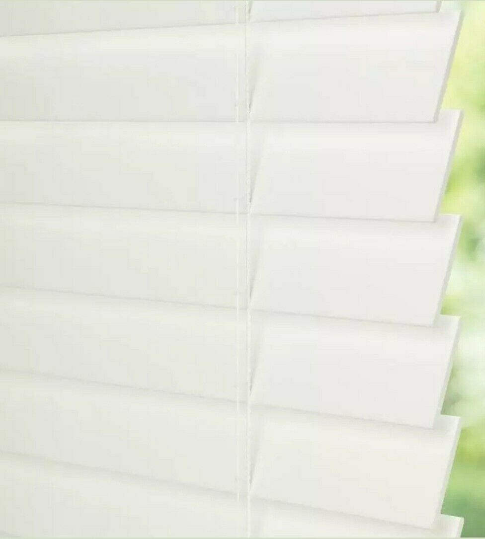 LEVOLOR 2-in White Faux Wood Blinds. Precut to 22 1/4" X 48". Hardware Included