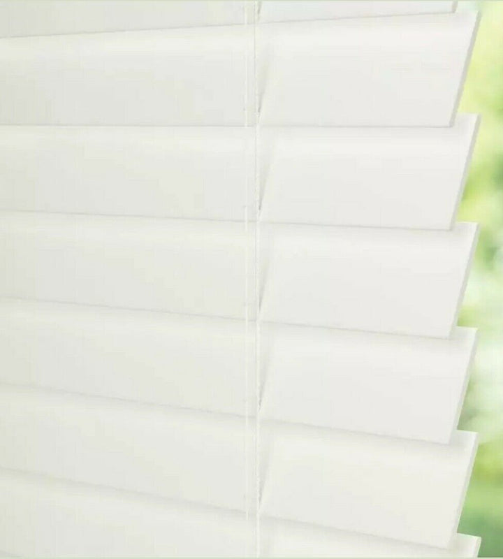 LEVOLOR 2-in White Faux Wood Blinds. Precut to 22 1/4" X 48". Hardware Included