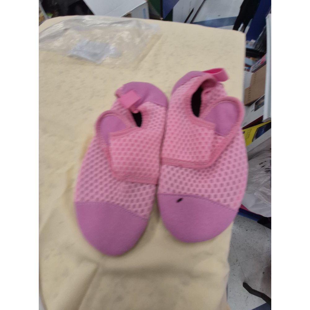 Generic Pink Water Shoes - Lightweight, Comfortable, Adjustable Strap