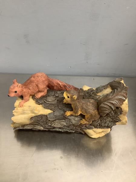 Resin Squirrels on Log Figurine - Garden Decor Retail $25.00