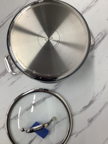 T-fal Stainless Steel Stockpot with Glass Lid Retail $60.00