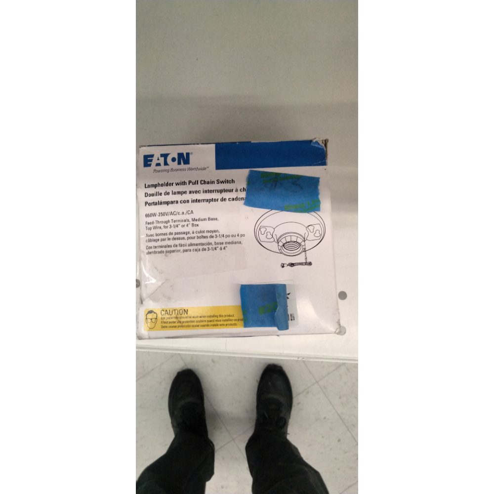 Lampholders/Adaptors/Accessories EA