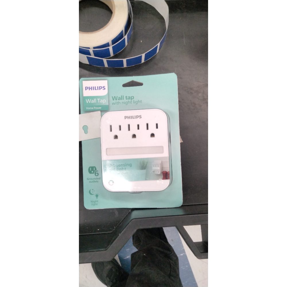 Philips 6 Outlet Grounded Power Tap, 3 Prong Wall Adapter, Automatic Soft Glow Night, Light-Sensing, Dusk to Dawn, UL Listed, White, SPP1060WA/37, 1 Pack