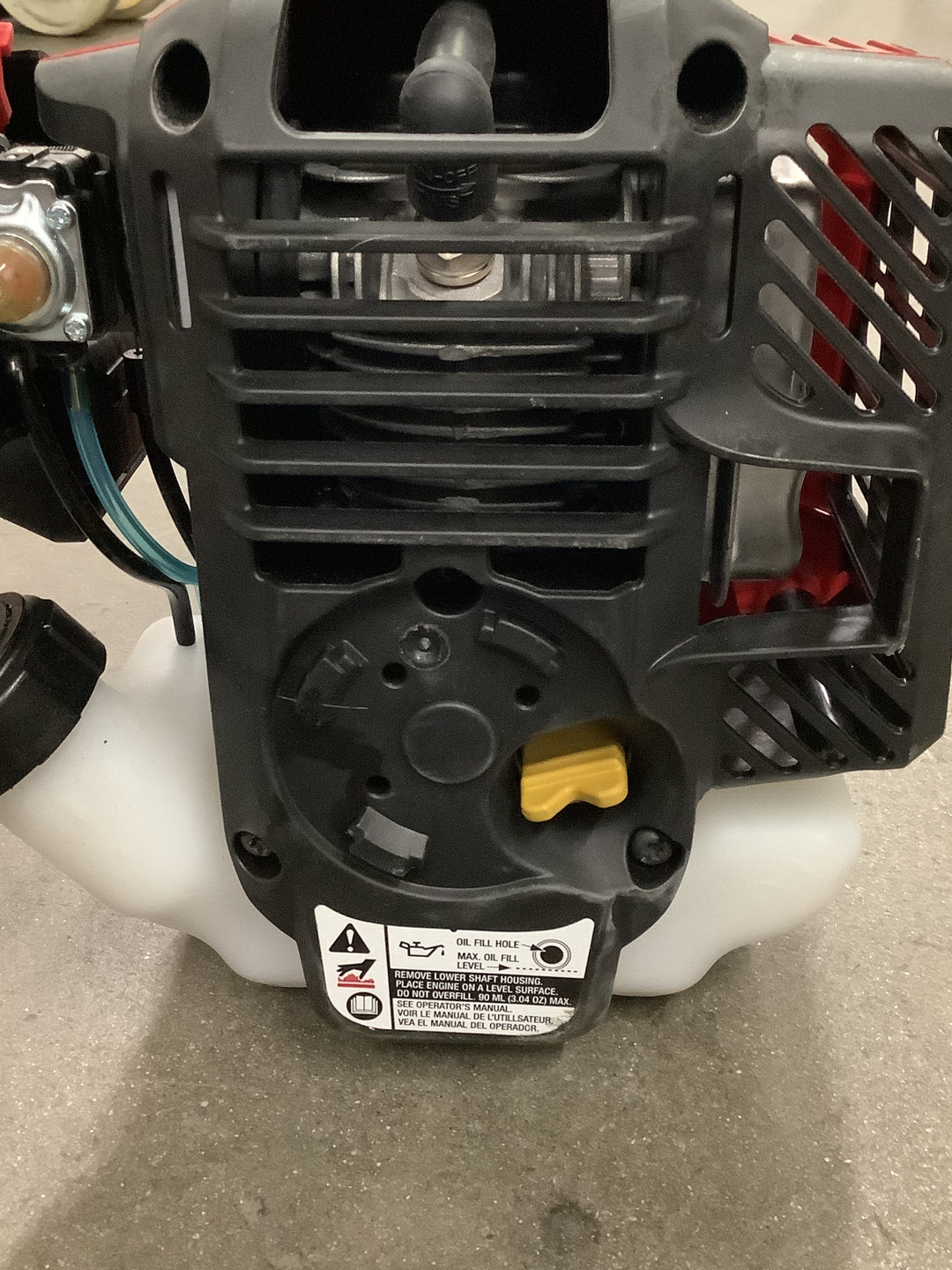 CM 17IN GAS ST TRIMMER 30CC 4CYC (NO TRIMMER) must be purchased as an accessory