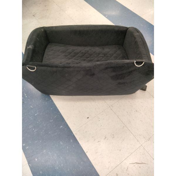 Lealchum Dog Car Seat - Soft Plush, Quilted, Black Retail $60.00