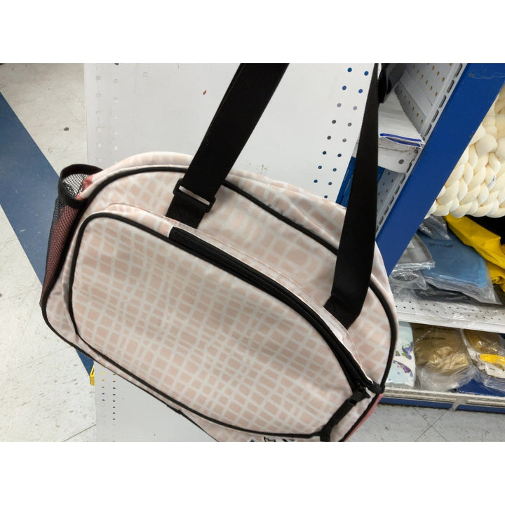Boulder Bee Duffel Bag - Versatile, Lightweight, Pink Pattern