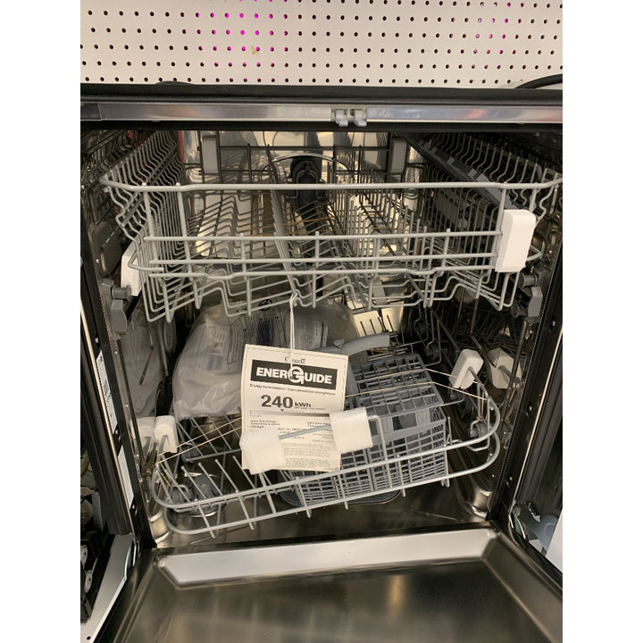 GE Dishwasher - Super Deal, 325 USD