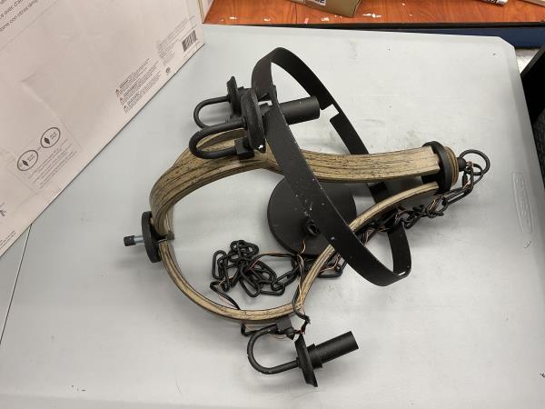 CLEARANCE- Merlot Chandelier Retail $20.00