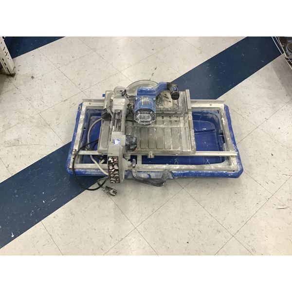 Kobalt 7-in Folding Wet Sliding Table Tile Saw with Stand Retail $250.00