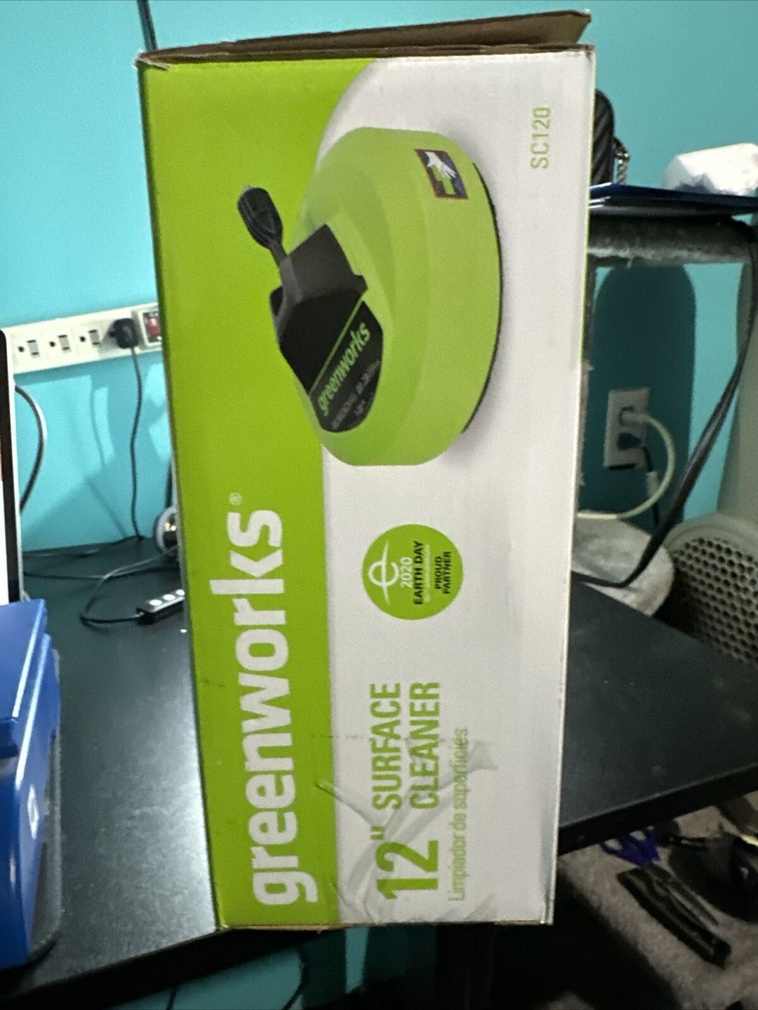 Greenworks - 12" Pressure Washer Surface Cleaner Attachment - Green