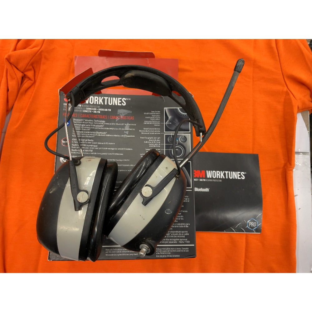 3M WorkTunes Connect + AM/FM Hearing Protector with Bluetooth Technology, Ear protection for Mowing, Snowblowing, Construction, Work Shops