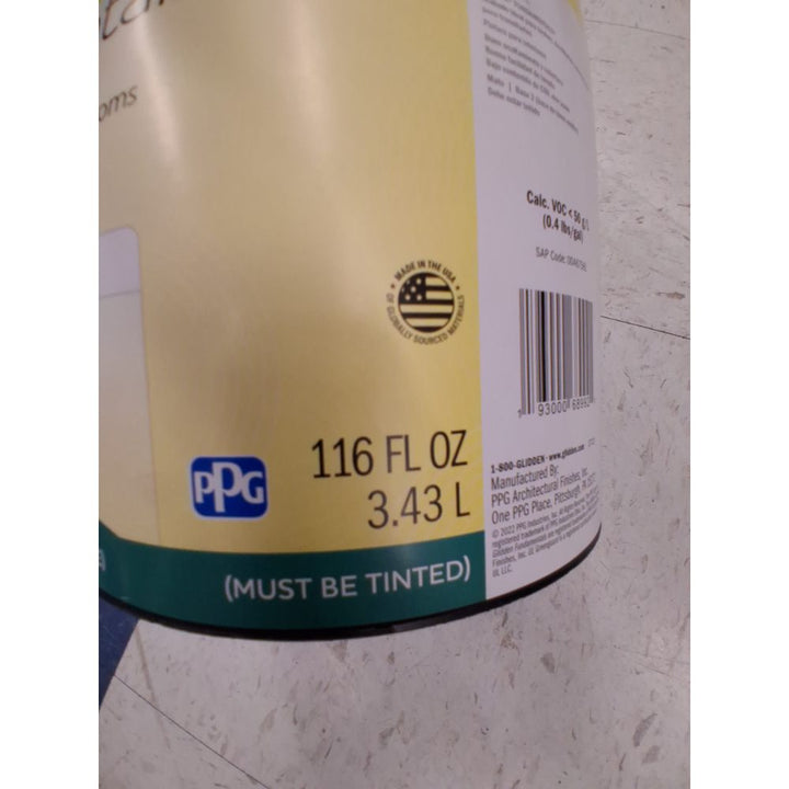 1 Qt. PPG1103-1 Ivory Tower Flat Interior Latex Paint