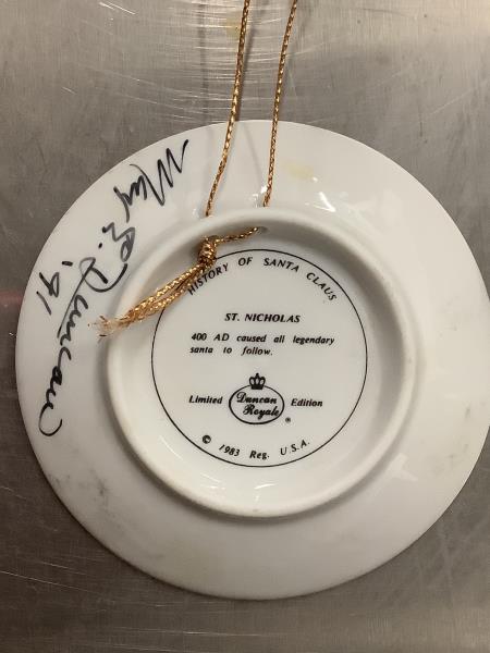 Duncan Royale "History of Santa Claus" St. Nicholas Limited Edition Plate Retail $24.99