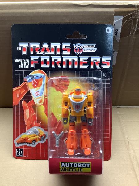 Hasbro Transformers Deluxe Class Wheelie Retail $38.32