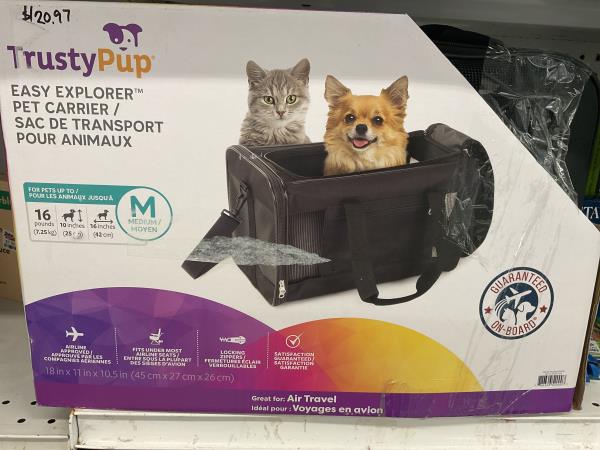 Trusty Pup pet carrier Retail $29.97