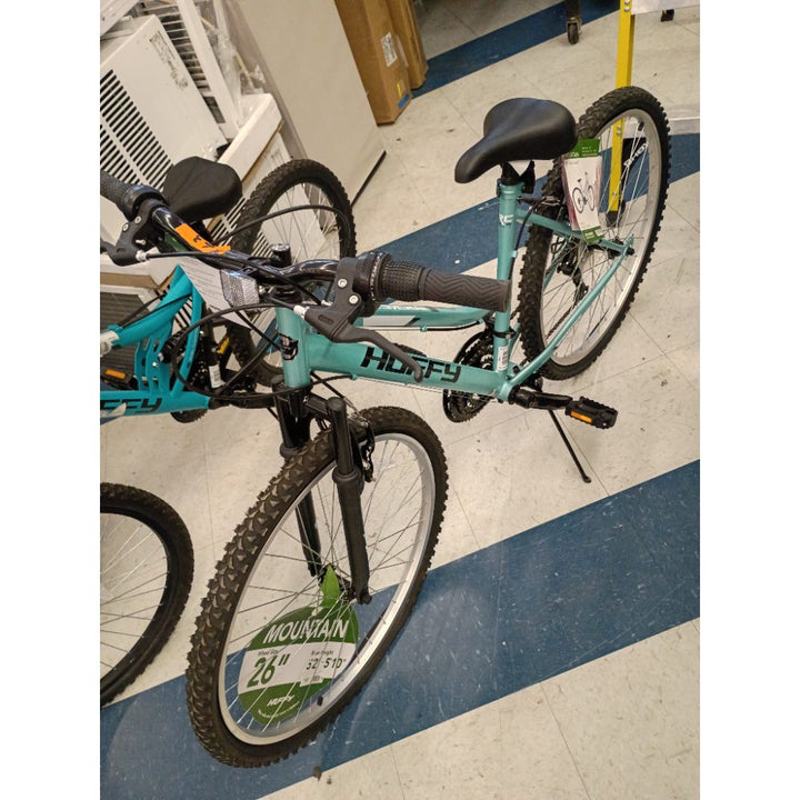 Huffy 26  Rock Creek Mountain Bike  Fits Riders 5 0 +  Mint  Adult  Women S