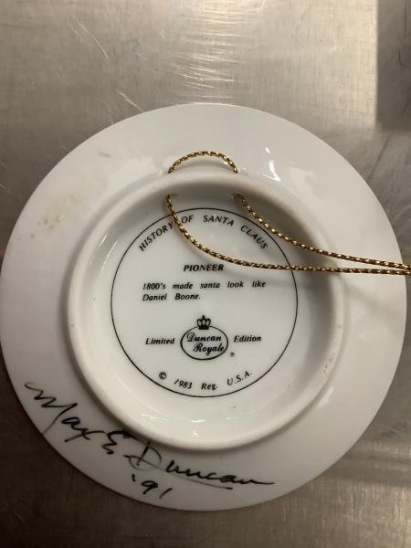 Duncan Royale History of Santa Claus Pioneer Limited Edition Plate Retail $24.99