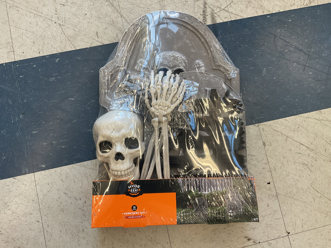 18 pieces Cemetery kit indoor/oudoor