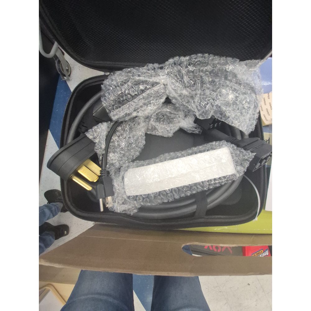 Lectron 16/32A EV Charger - Tesla Compatible, Portable, Protective Case