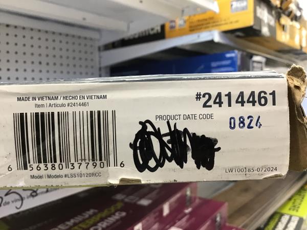 Style Selections Arcadia Marble Waterproof Vinyl Tile - 5mm Thick, Easy Lock Installation Retail $32.00