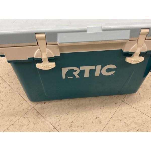 RTIC Cooler - Portable, Insulated, Teal/White