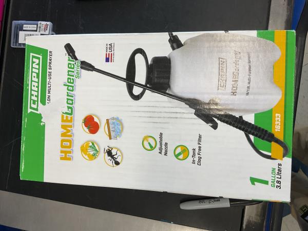 HomeGardener 1-Gallon Multi-Purpose Pump Lawn & Garden Sprayer Retail $10.76