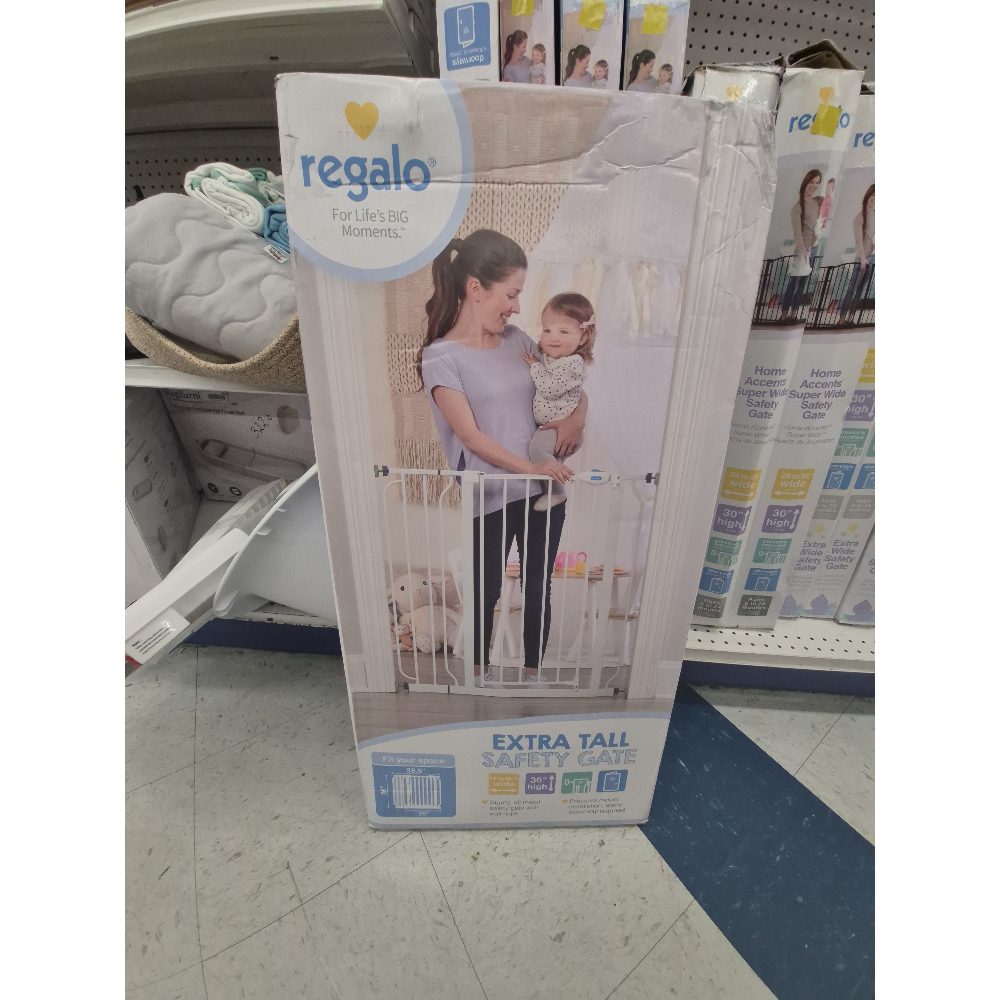 Regalo Extra Tall Safety Gate - 29" to 38.5" Wide