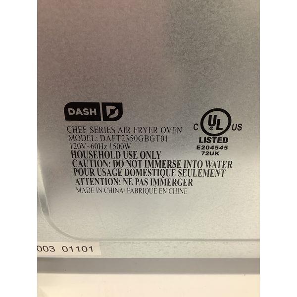 Dash Chef Series Air Fryer Oven - 1500W Retail $120.00