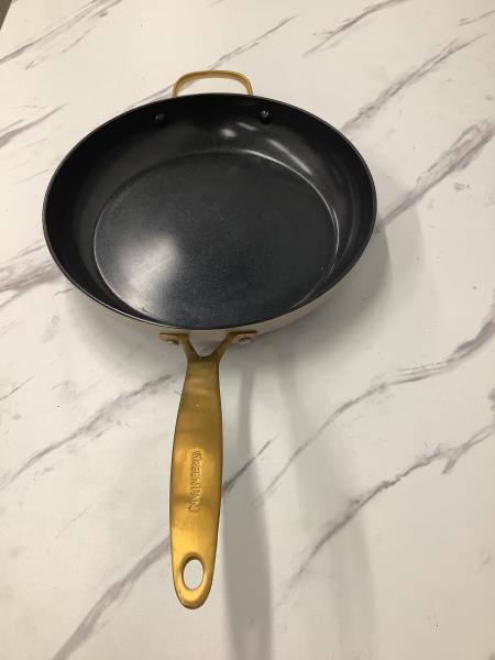 GREENPAN Verona 10" Frying Pan - Hard Anodized Aluminum, Diamond Nonstick, Gold Handle Retail $50.00