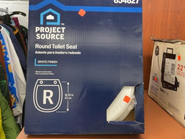 CLEARANCE-Project Source, Round Toilet Seat - White Finish, Wood Construction Retail $20.00