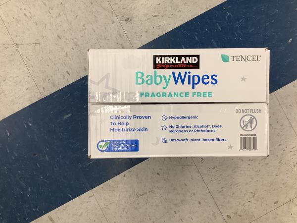 Kirkland Baby Wipes Unscented, 100 Count (Pack of 9) Retail $42.99