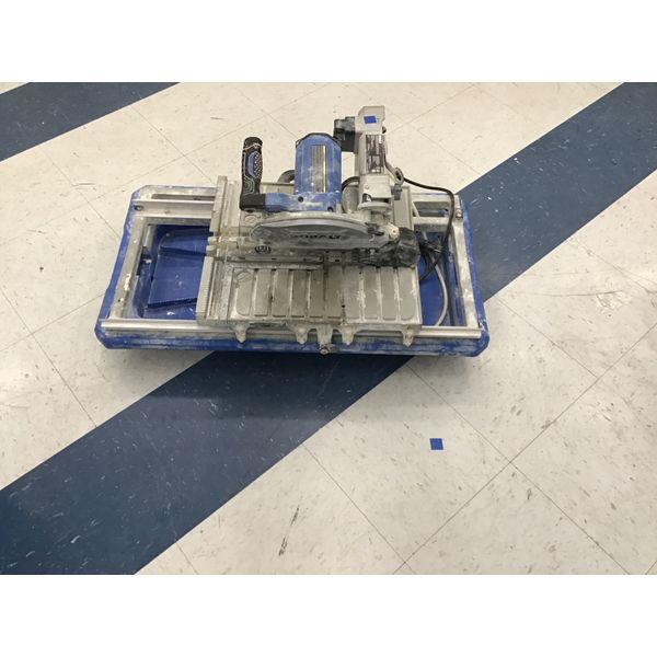 Kobalt 7-in Folding Wet Sliding Table Tile Saw with Stand Retail $250.00