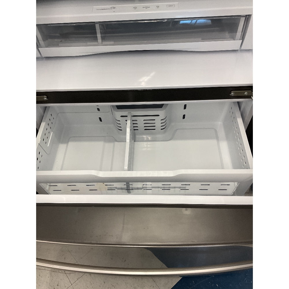 GE French Door Refrigerator - Stainless Steel, Water Dispenser
