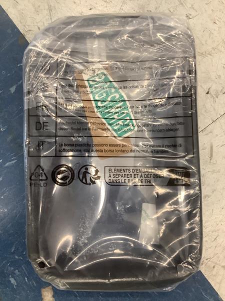 Unknown Brand Toiletry Bag - Plaid Pattern, Clear Plastic Retail $12.99