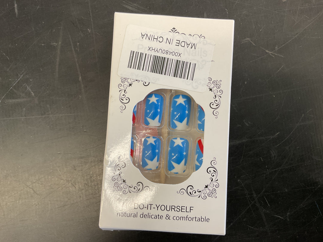 Press on nails